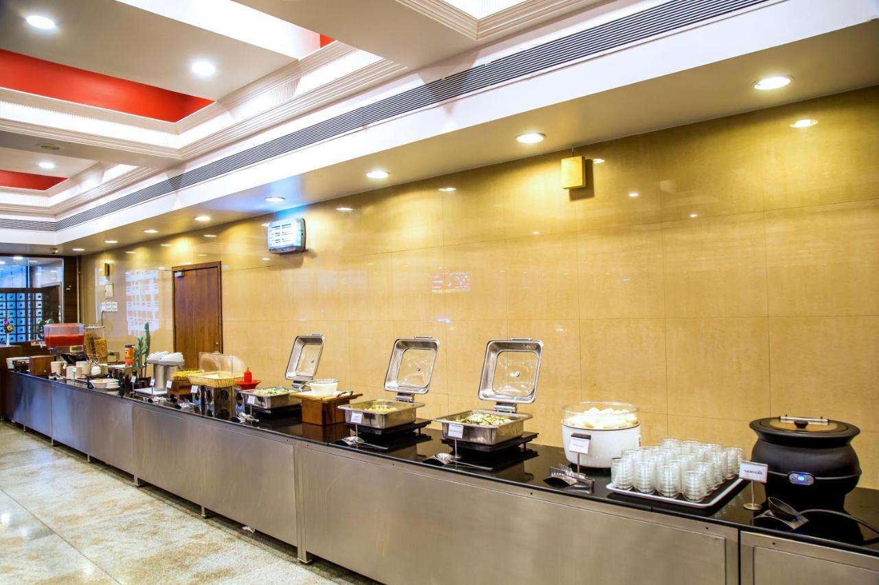 Hotel Tip Top Plaza Тхане Екстер'єр фото